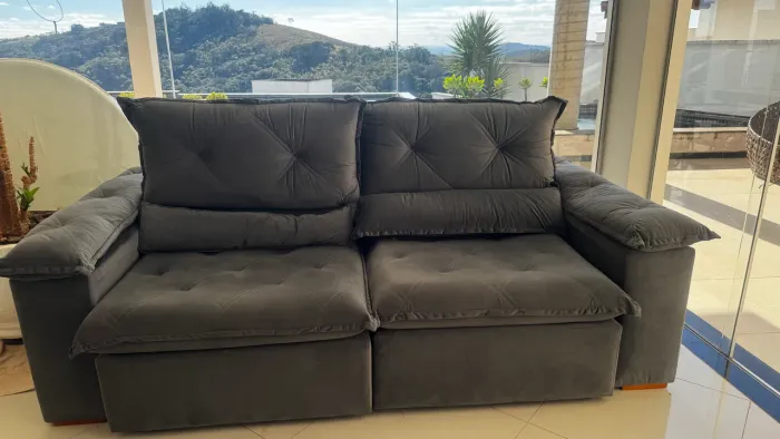 Sofá retrátil de 2 lugares