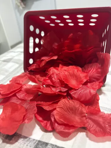 Pétalas artificiais para o dia dos namorados