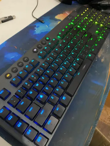 Teclado Gamer Logitech g915 Lightspeed (wireless)
