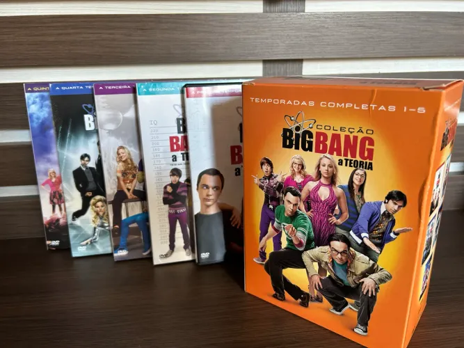 Vendo Box DVDS The Big Bang Theory Lacrado!