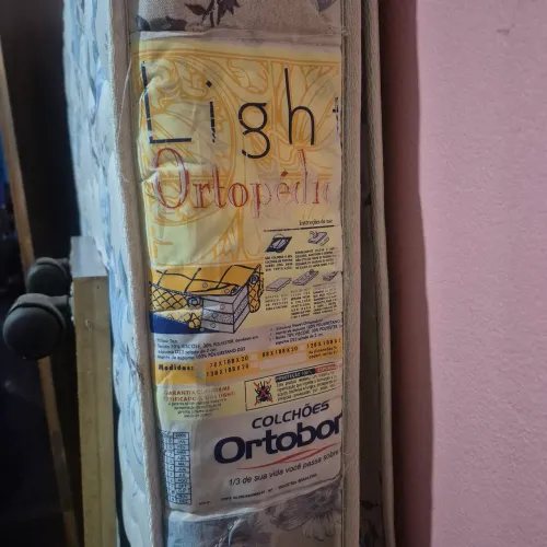 Vende-se colchão ortopédico