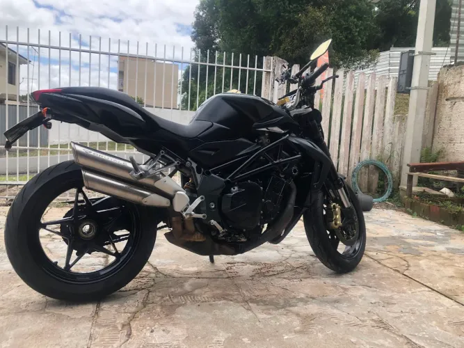 Moto Mv Agusta Brutale 1090r