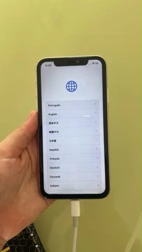 iPhone 11 64GB branco - Todo original