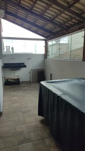 Apartamento de cobertura troca por casa