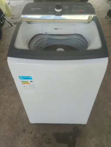 Vendedor essa linda máquina de lavar marcar Brastemp 13kg trubo cesto de inox categoria A