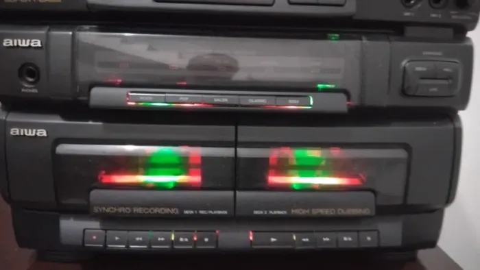Vendo Som Aiwa ZM-2500 