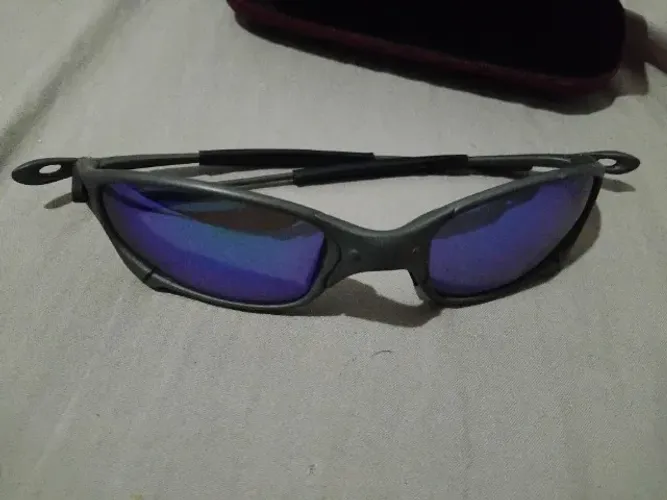 Vendo ou troco Óculos Oakley Juliet X-Metal retrô