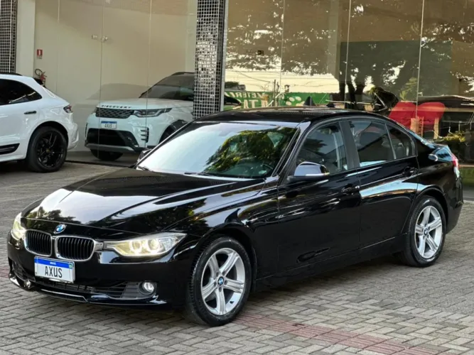 BMW 320I A 2.0 Turbo/activeflex 16V 184cv 4P 2014