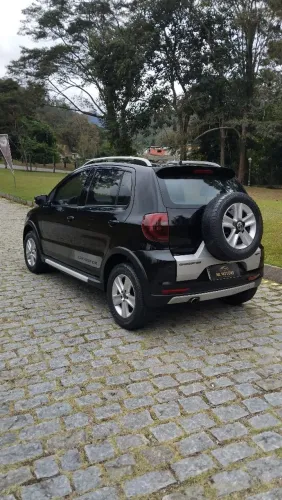 Volkswagen Crossfox 1.6 MI Total Flex 8V 5P 2011