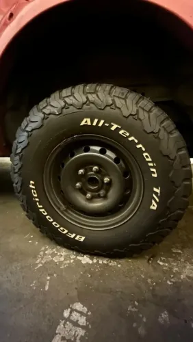 Pneu BF Goodrich ALL Terrain KM2 265/75 R16