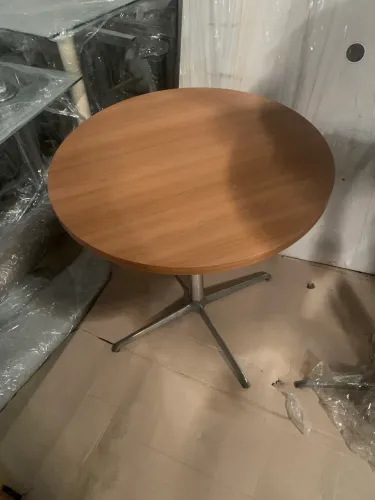 Mesa lateral em alumínio com tampo (10 unidades)