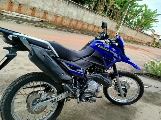 Moto,vende_se ágio ou troca por veículo de menor valor.