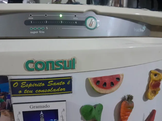 Geladeira frosfree consul facilite