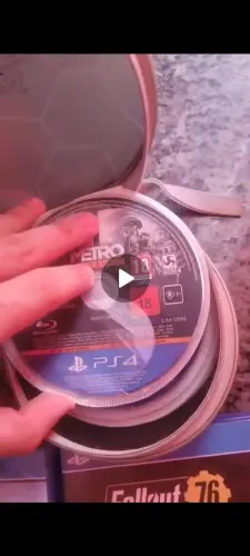 Vendo jogos ps4 SEM CAPINHA. foi comprado de fora do Brasil por isso não tenho as capas.