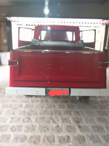 Ford F-75 4X2 2.6 V12 1969