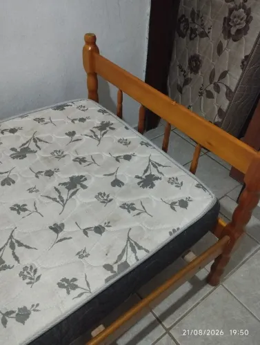 Cama+ colchão solteiro