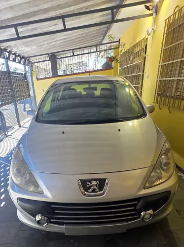 Peugeot 307 Millesim200 1.6 Flex 16V 5P 2011