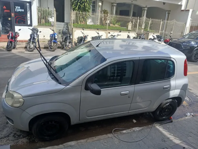 Fiat Uno Vivace/rua 1.0 EVO Fire Flex 8V 5P 2013