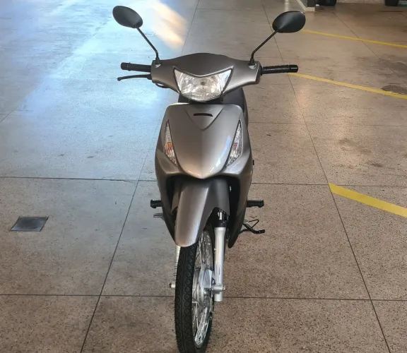 Biz 125 ES