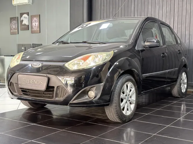 Ford Fiesta Sed. 1.6 8V Flex 4P 2013