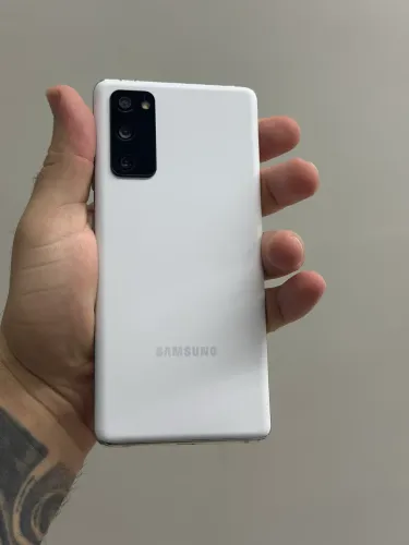 Samsung Galaxy S20 FE 256GB Branco - Muito Conservado | Caixa Original