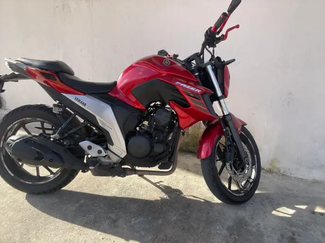Fz25 21/22