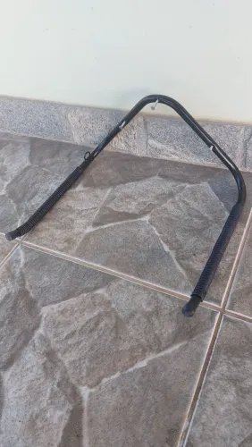 Suporte de parede p/ bicicleta.