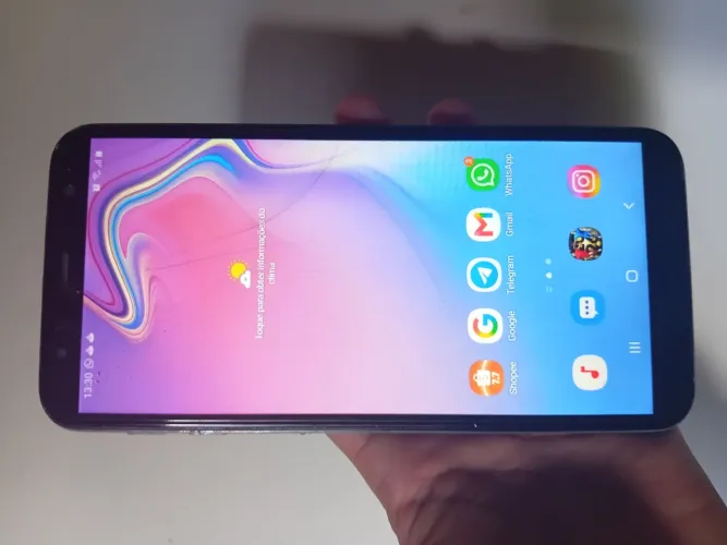 celular Samsung j6+ 