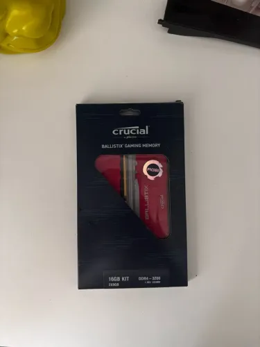2x RAM DDR4 8gb crucial ballistix 3200mhz - RGB