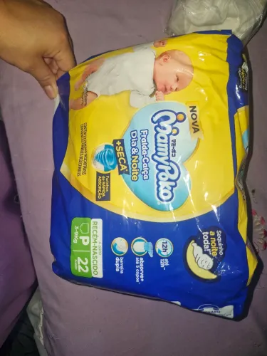 Fralda mamypoko shortinho tam P serve pra rn a forma e pequena 