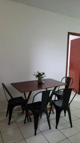 Mesa com 4 cadeira Iron Tolix ferro