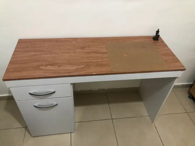MESA/ESCRIVANINHA com 2 GAVETAS