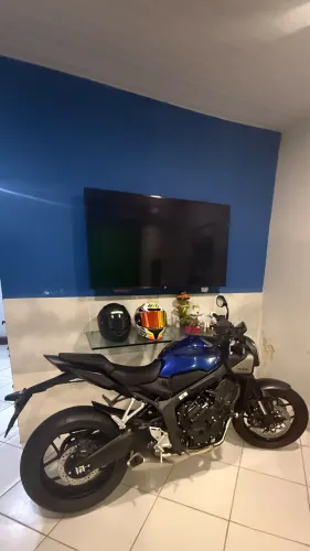 Vendo ou repasso CB 650 E-clouth 2026