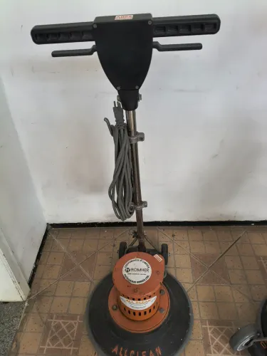 Enceradeira industrial Romher 410, 220 volts