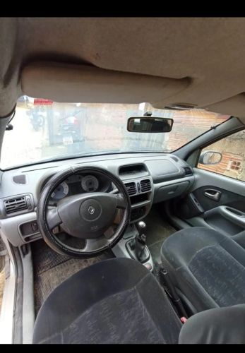 Imagem de Renault Clio Sed. Privilège Hi-flex 1.6 16V 4P 2006