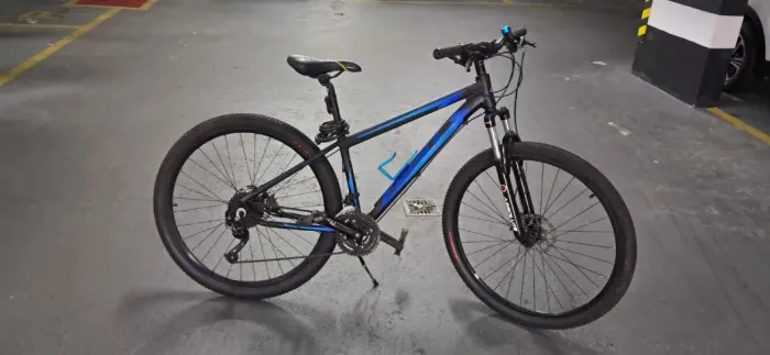 Bicicleta Aro 29 - Quadro First Alumínio tam. P