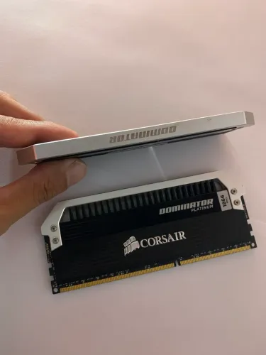 Memoria Corsair Dominator Platinum 2x8gb(16gb) DDR3 1866Mhz
