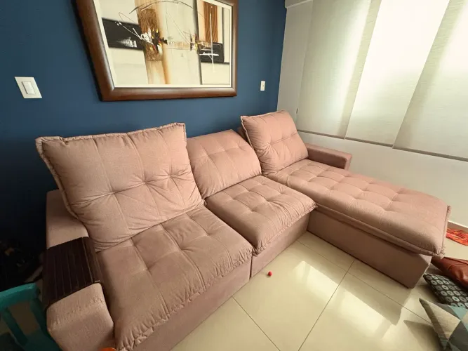 Sofá 3 metros. Com chaise a esquerda