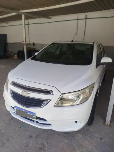 Chevrolet Onix Hatch LT 1.0 8V Flex Power Mec. 4P 2015
