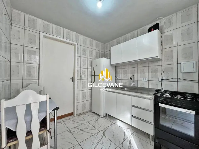 Kitnet completa com 1 dormitório para alugar, 30 m² por R$ 1.540/mês - Abranches - Curitib