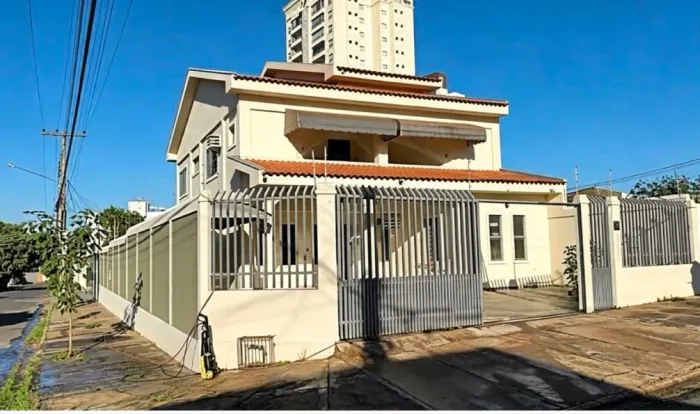 Sobrado no Bairro Jardim Petrópolis