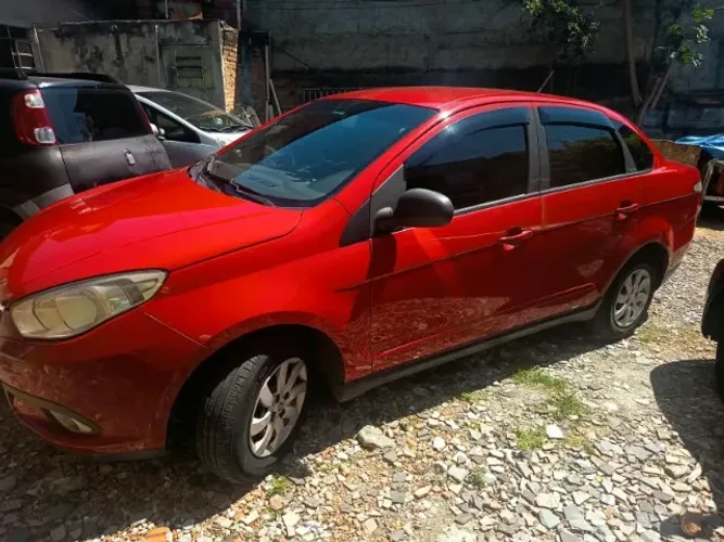Fiat Grand Siena Attrac. 1.4 EVO F.flex 8V 2014