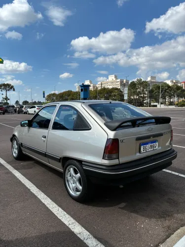 Chevrolet Kadett GLS 1.8 EFI / Sl/e 1.8 (álcool) 1991