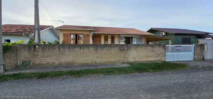 Casa com preço baixo