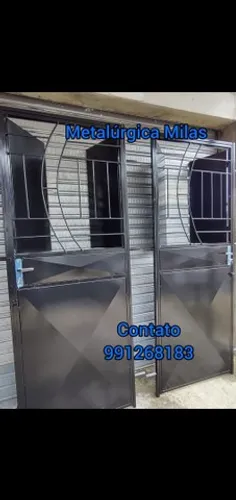 PORTA DE FERRO NO LOCAL DO VIDRO COLOCAMOS A CHAPA NAS JANELAS DA PORTA