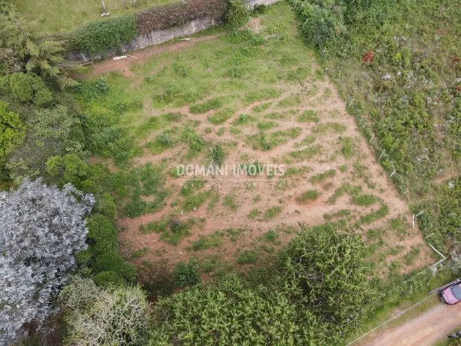 Magnífico Lote de Terreno à Venda com Vista para a Pedra do Baú - Campos do Jordão/SP