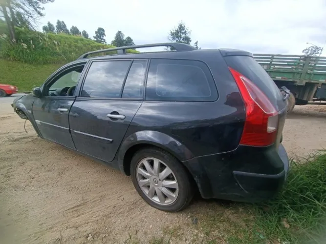 Sucata Megane Grand Tour 1.6 2012 Para retirada de peças