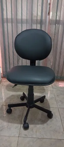 CADEIRA PARA ESCRITÓRIO GIRATÓRIA