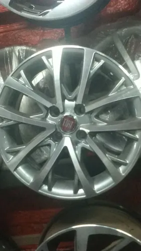 Roda 15" Fiat Toro 