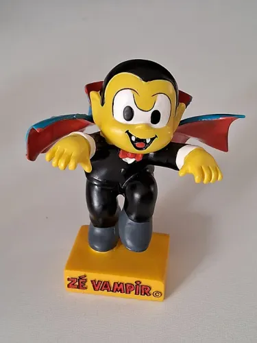 Figura miniatura Zé Vampir e Penadinho (Coleção Turma da Mônica) + Revista